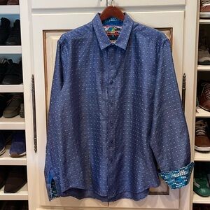 NWOT Robert Graham Shirt, Large